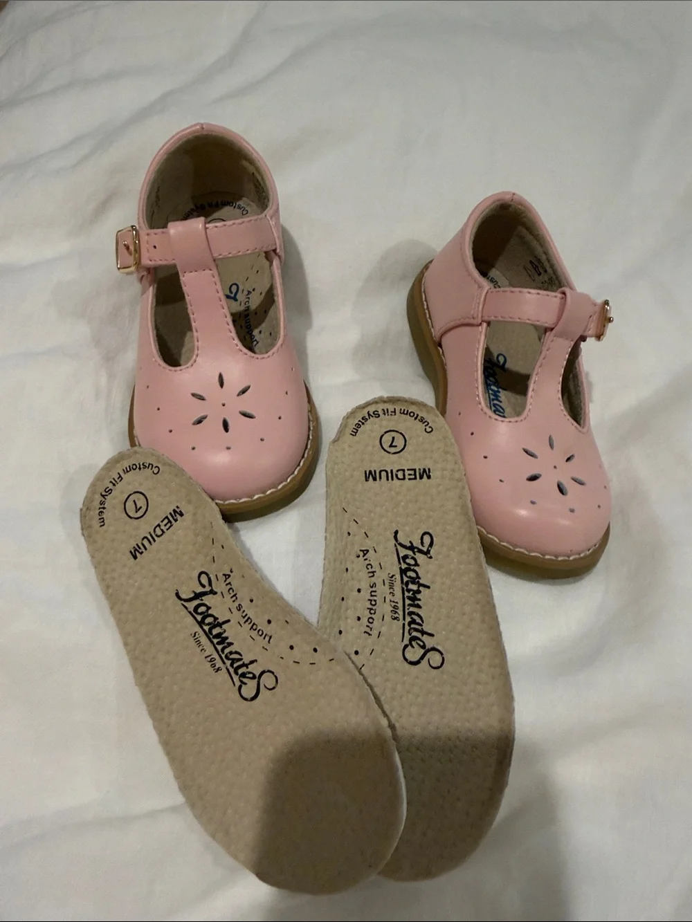 FootMates Girls Pink T-Strap Flower Cutout Dress Shoes